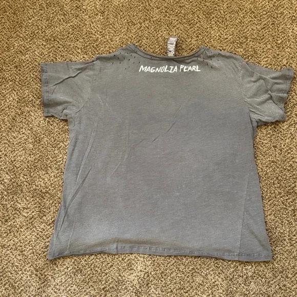 NWT Magnolia Pearl Gray Moon Graphic T - Picture 10 of 10